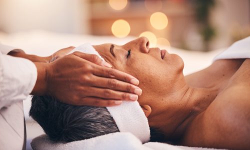 Les Soins Énergétiques : Rétablir le Calme et la Paix Naturellement